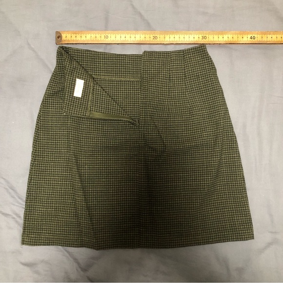 Brandy Melville John Galt Skirt - Picture 5 of 6